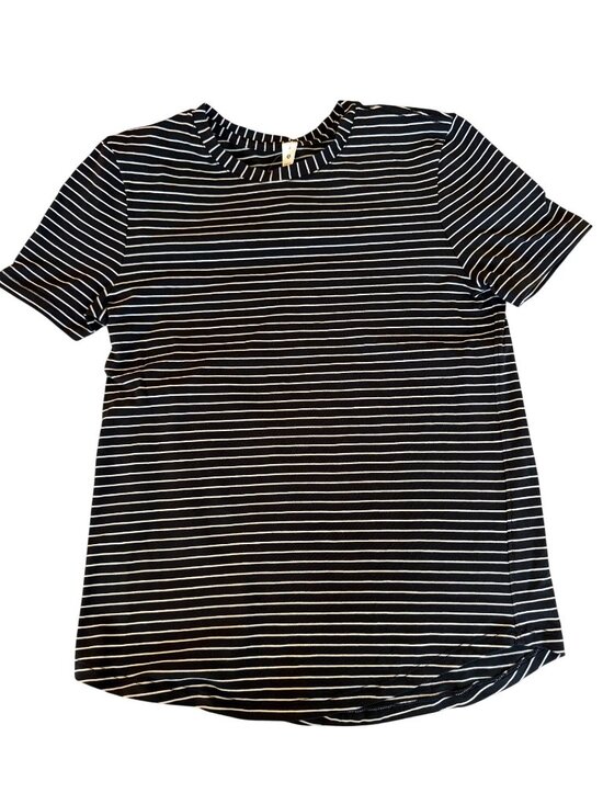 Lululemon Tops - Lululemon Womens Curved Hem Shirt Size 2 Striped Crewneck Short Sleeve Athletic
